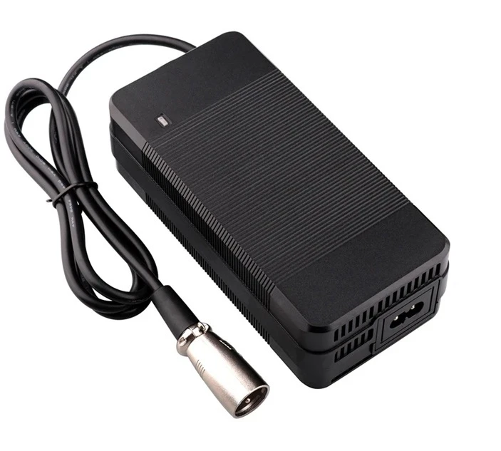 E-Scooter Charger 67.2V 2A 3 Pin Male (60V Battery) 3 E-Scooter Charger 67.2V 2A 3 Pin Male (60V Battery)